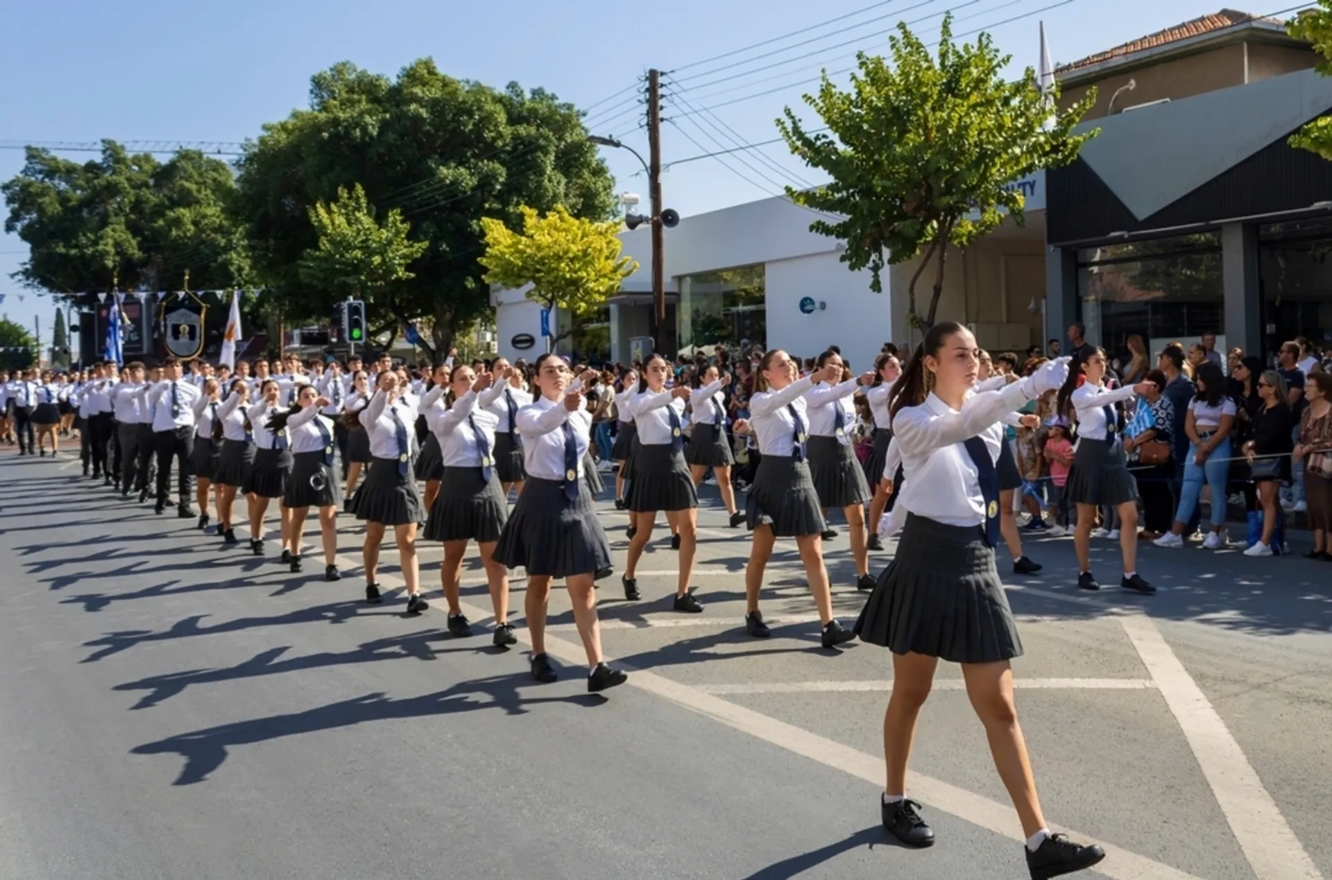 Το περπάτημα σε ρυθμό παρέλασης  κάνει περισσότερο καλό στην υγεία