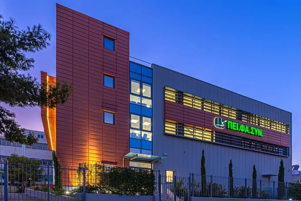 Σχετικά με την απόλυση εργαζόμενου στον ΠΕΙΦΑΣΥΝ