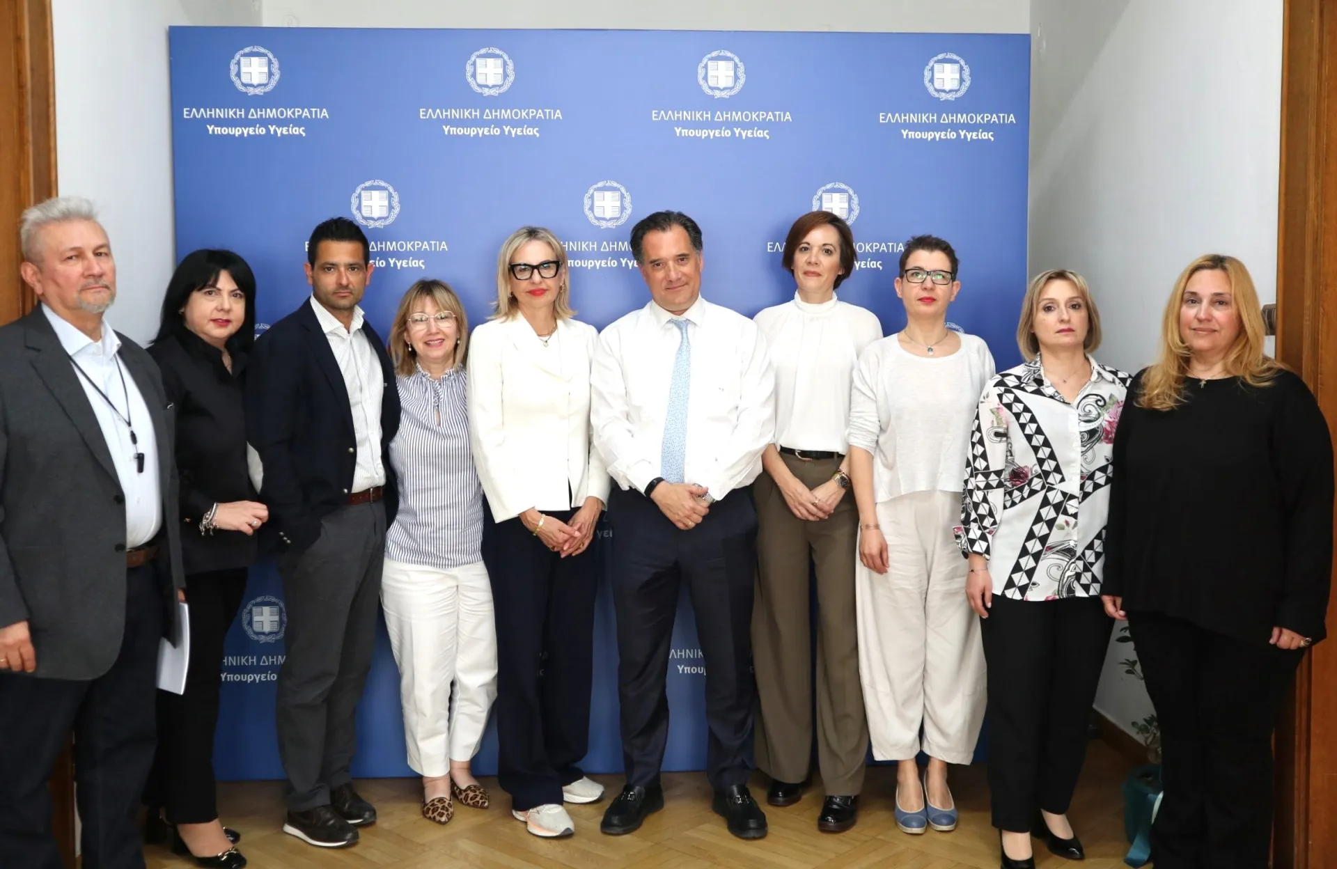 Συνάντηση Α. Γεωργιάδη με εκπροσώπους ενώσεων Διαγνωστικών Εργαστηρίων