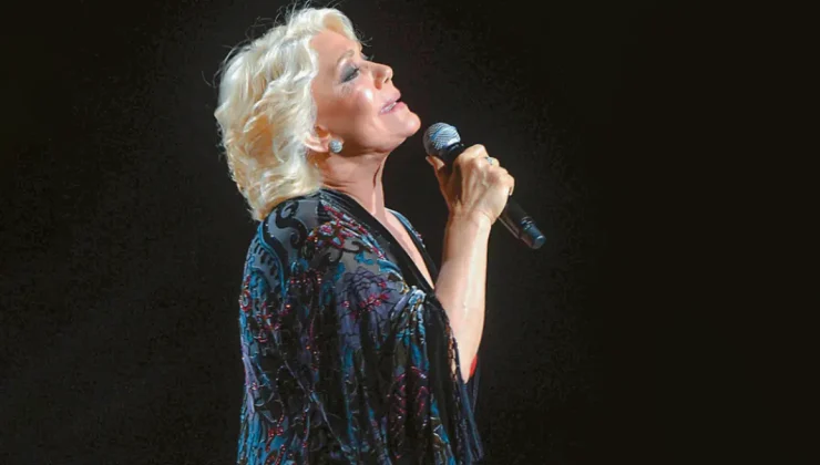 ΥΓΕΙΑ: Μεταφέρεται σε δωμάτιο νοσηλείας η Μαρινέλλα