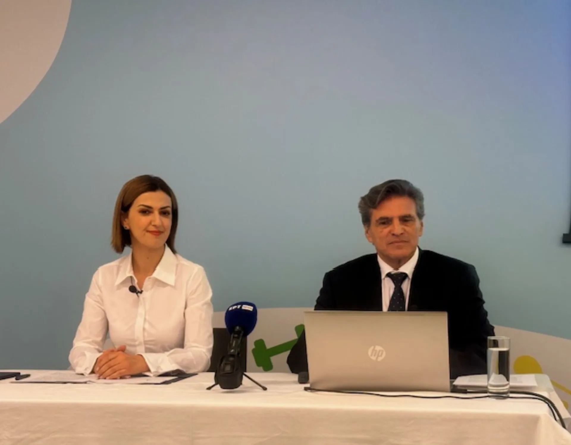 Οι λανθασμένες αντιλήψεις των γονιών- για τα κιλά και τις οθόνες- «τρέφουν» την παιδική παχυσαρκία