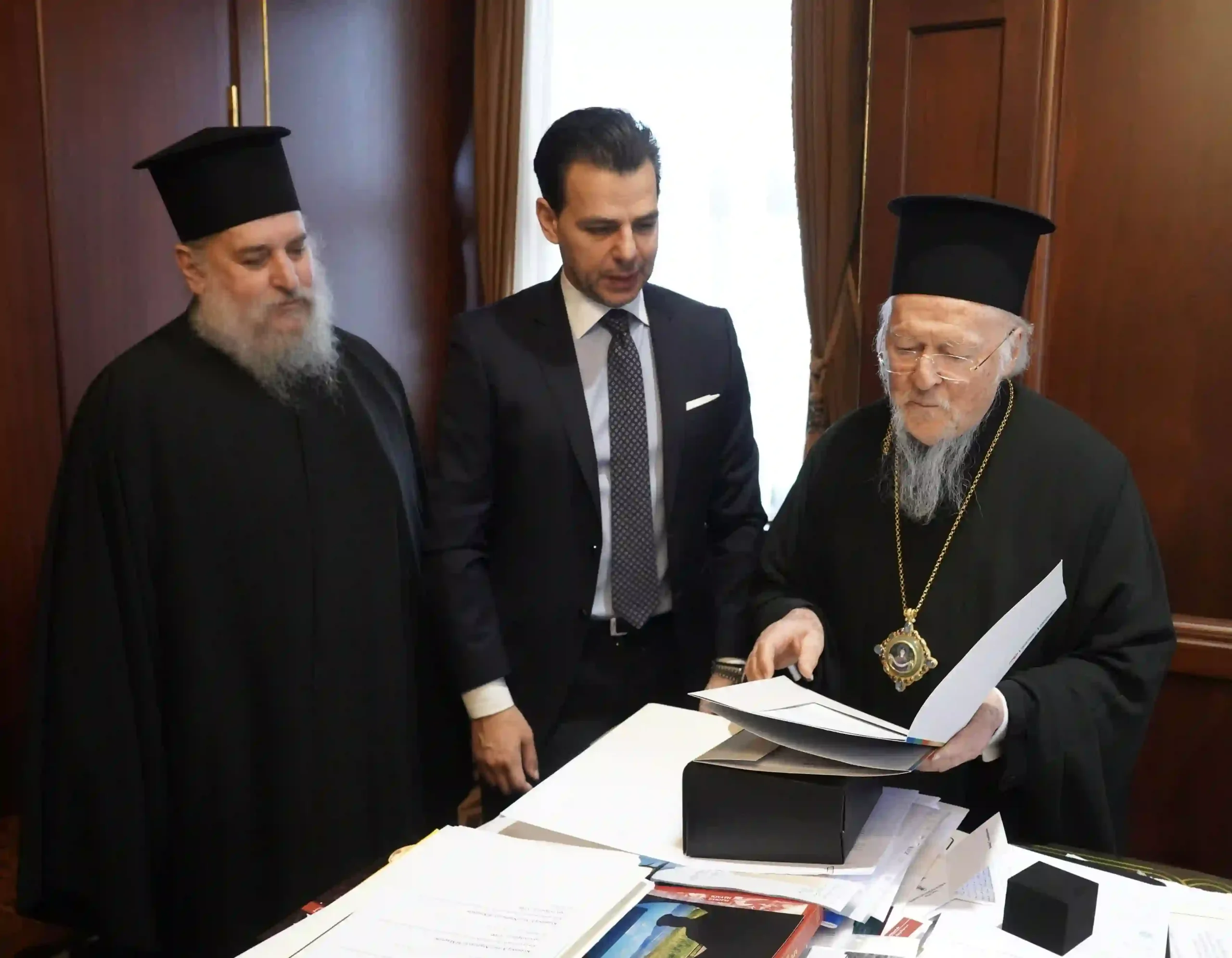 Ο Όμιλος Ιατρικού Αθηνών στηρίζει το Οικουμενικό Πατριαρχείο και τους Έλληνες της Ίμβρου και της Τενέδου με δωρεάν ιατρικές υπηρεσίες