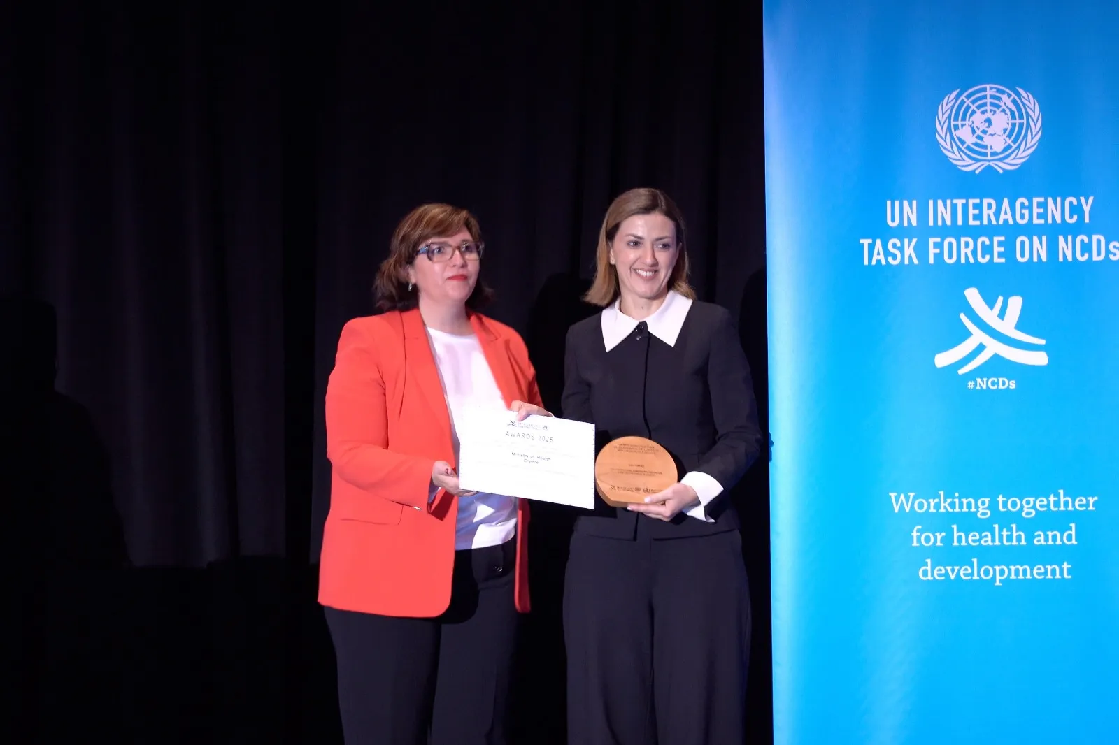 Παγκόσμιο Βραβείο στην Ελλάδα από τον ΟΗΕ και τον ΠΟΥ για την εξαιρετική επίδοση της χώρας μας στην πρόληψη των χρονίων νοσημάτων και της παιδικής παχυσαρκίας