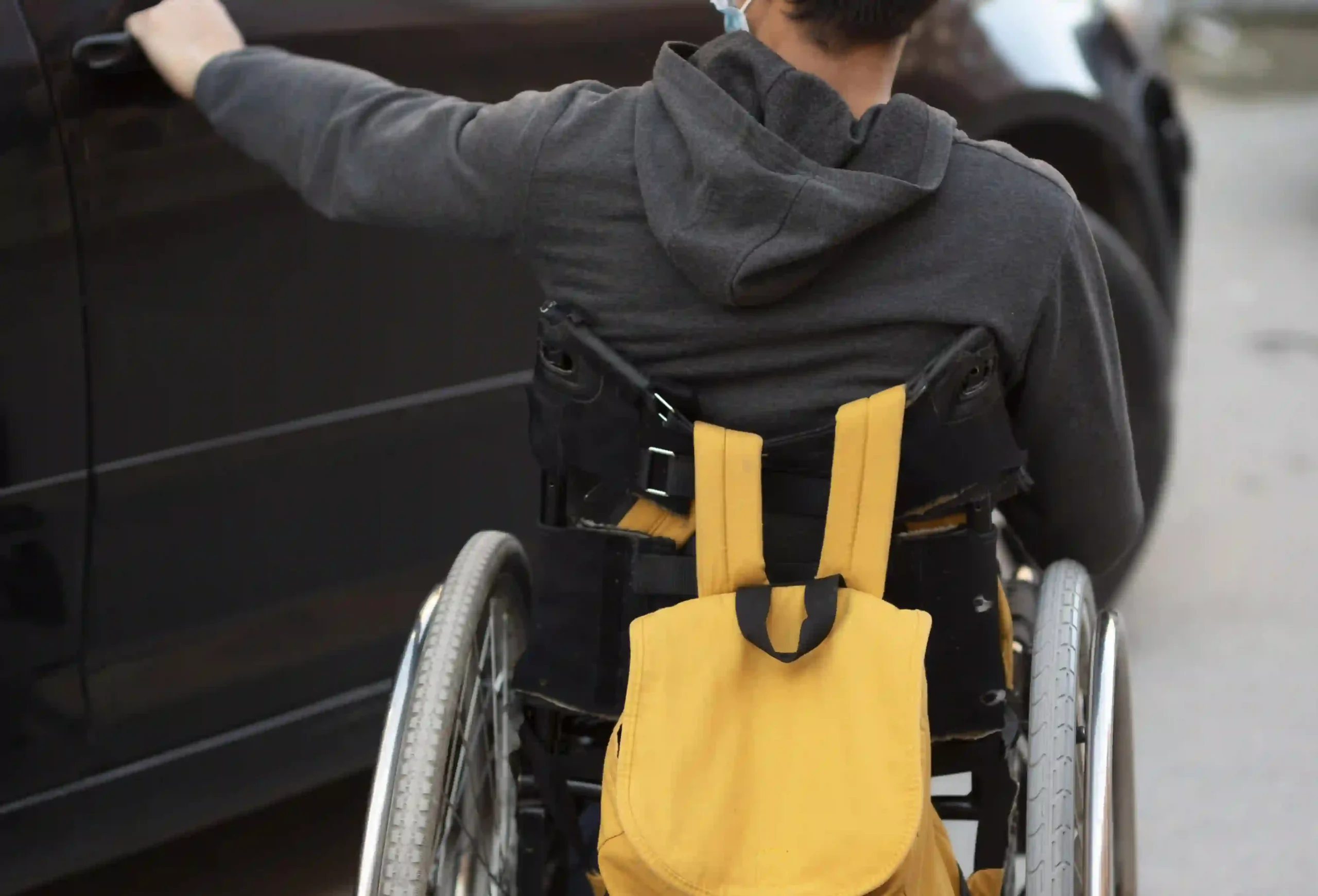 ΕΣΑμεΑ: Στο ίδιο έργο θεατές εδώ και χρόνια με τις μετακινήσεις μαθητών με αναπηρία από και προς τα σχολεία τους!